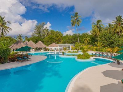 Equator Village, Resort in Gan